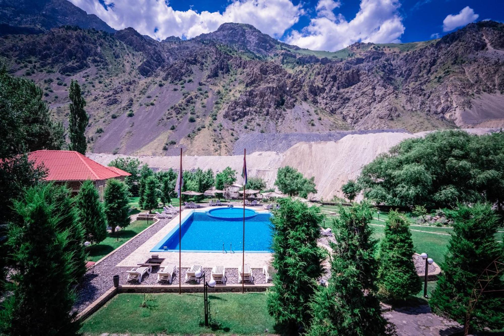 Chatcal Mountains Resort Burchmulla Exterior photo