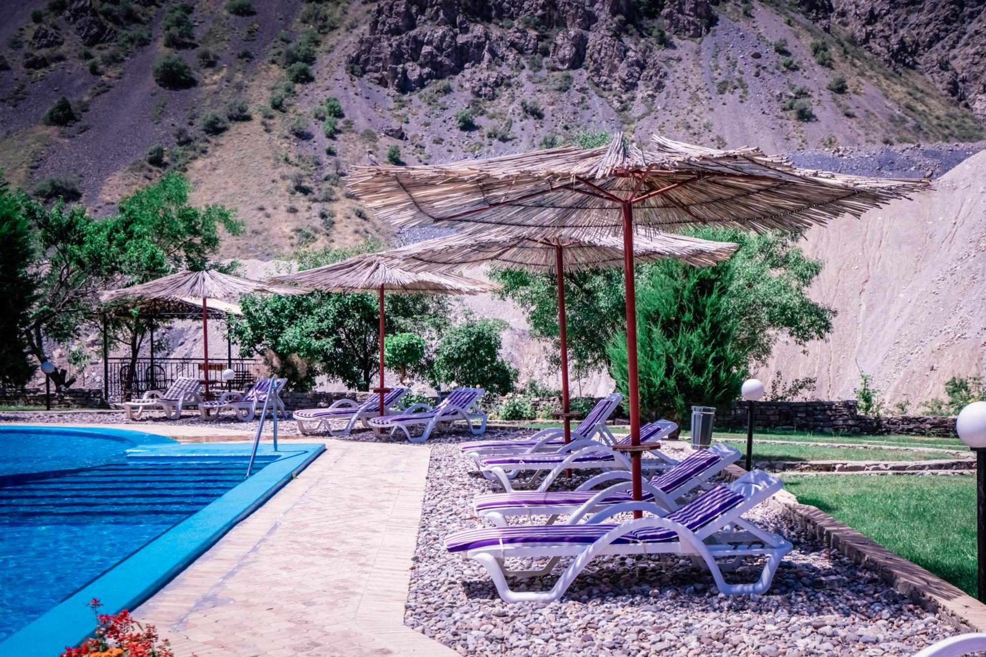 Chatcal Mountains Resort Burchmulla Exterior photo
