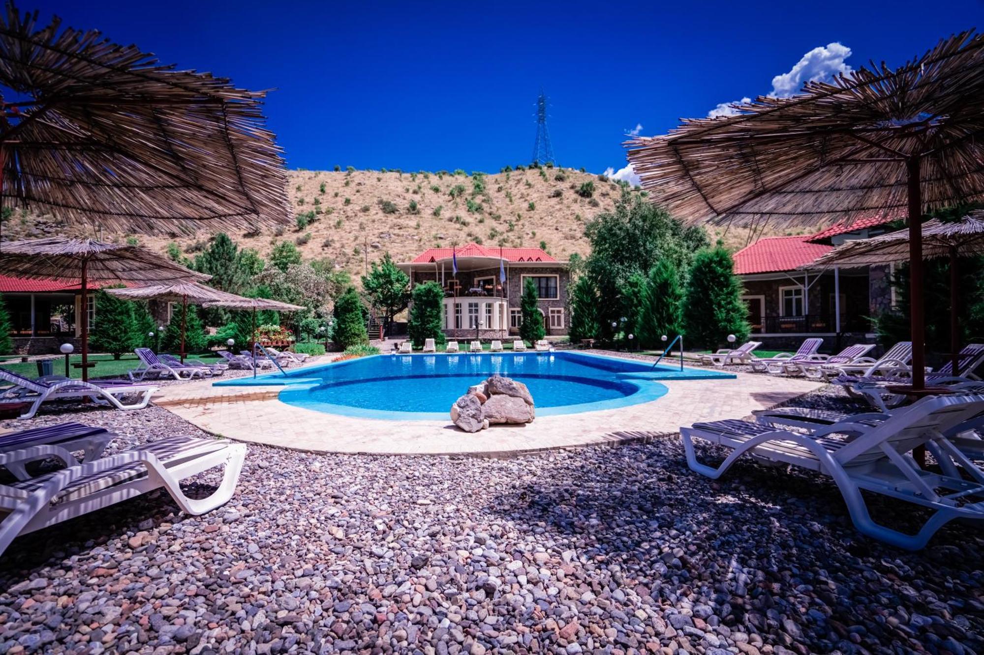 Chatcal Mountains Resort Burchmulla Exterior photo