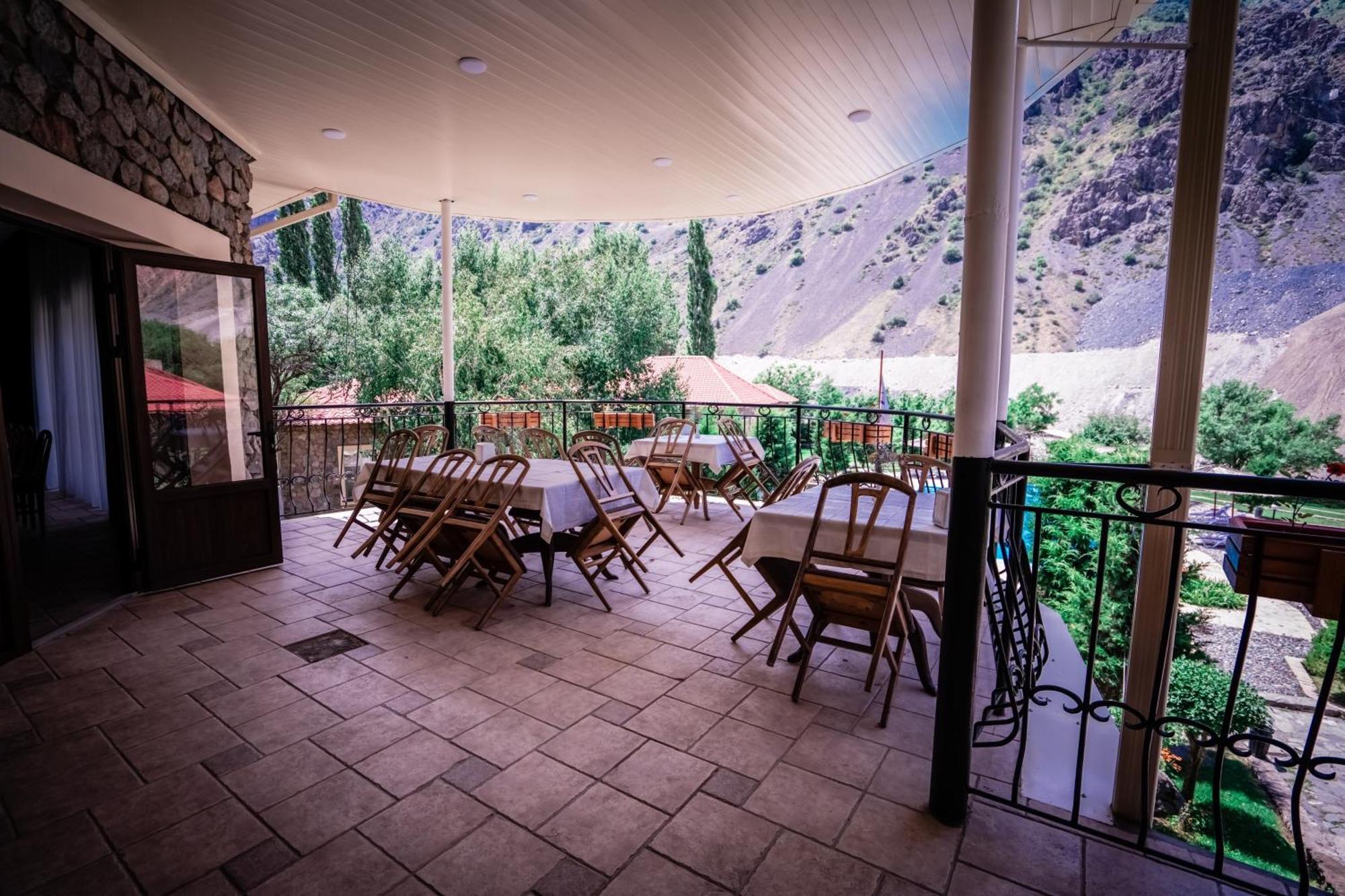 Chatcal Mountains Resort Burchmulla Exterior photo