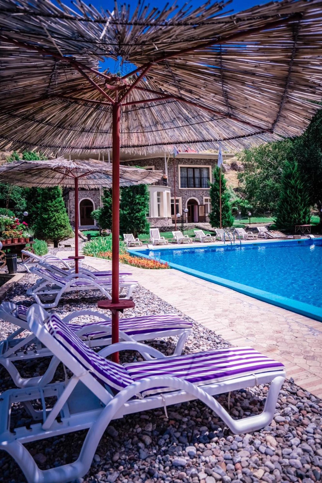 Chatcal Mountains Resort Burchmulla Exterior photo